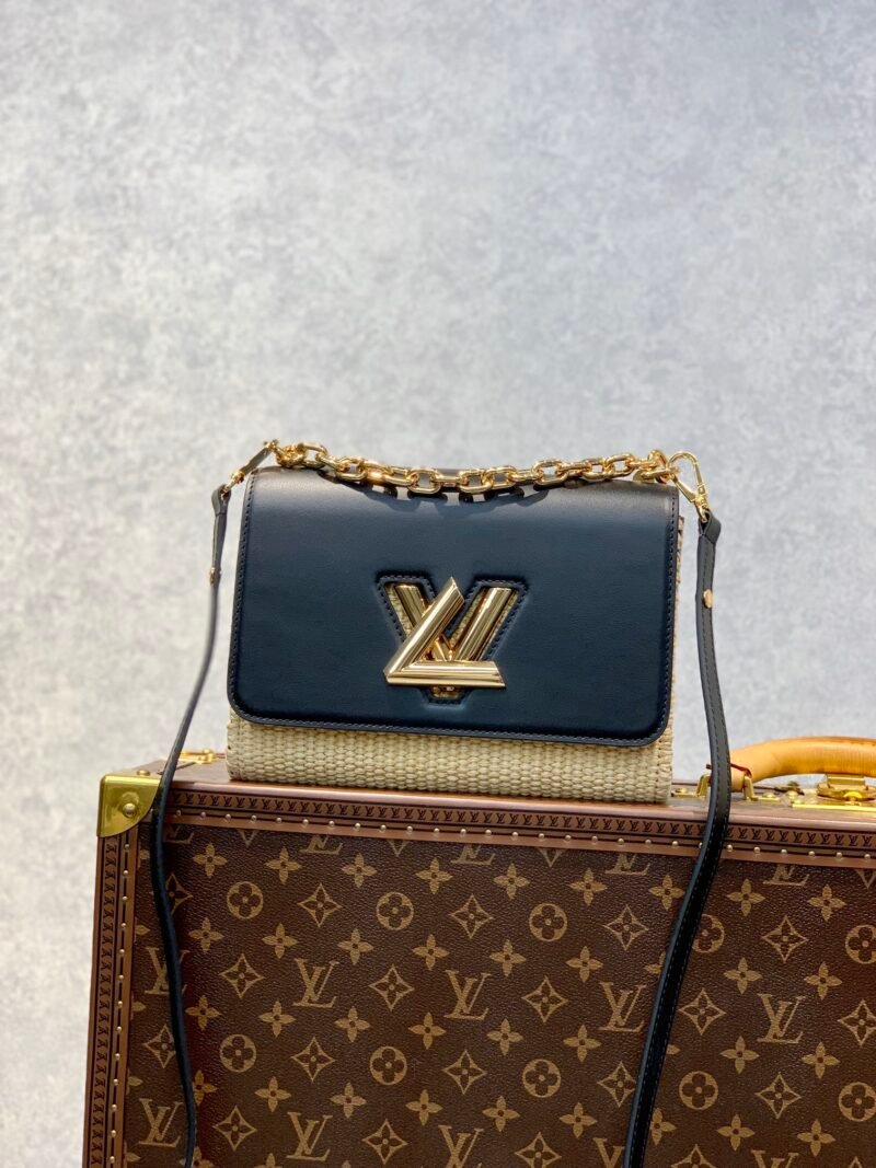 bag-2065222rtretertret_1_.jpg Louis Vuitton Twist MM-23*18*8CM