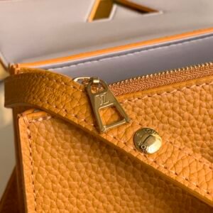 Louis Vuitton Twist One Handle-17.0 x 25.0 x 11CM