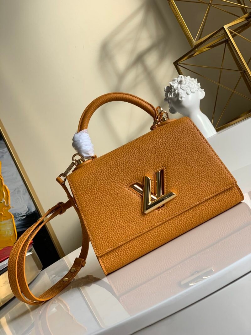 Louis Vuitton Twist One Handle-17.0 x 25.0 x 11CM