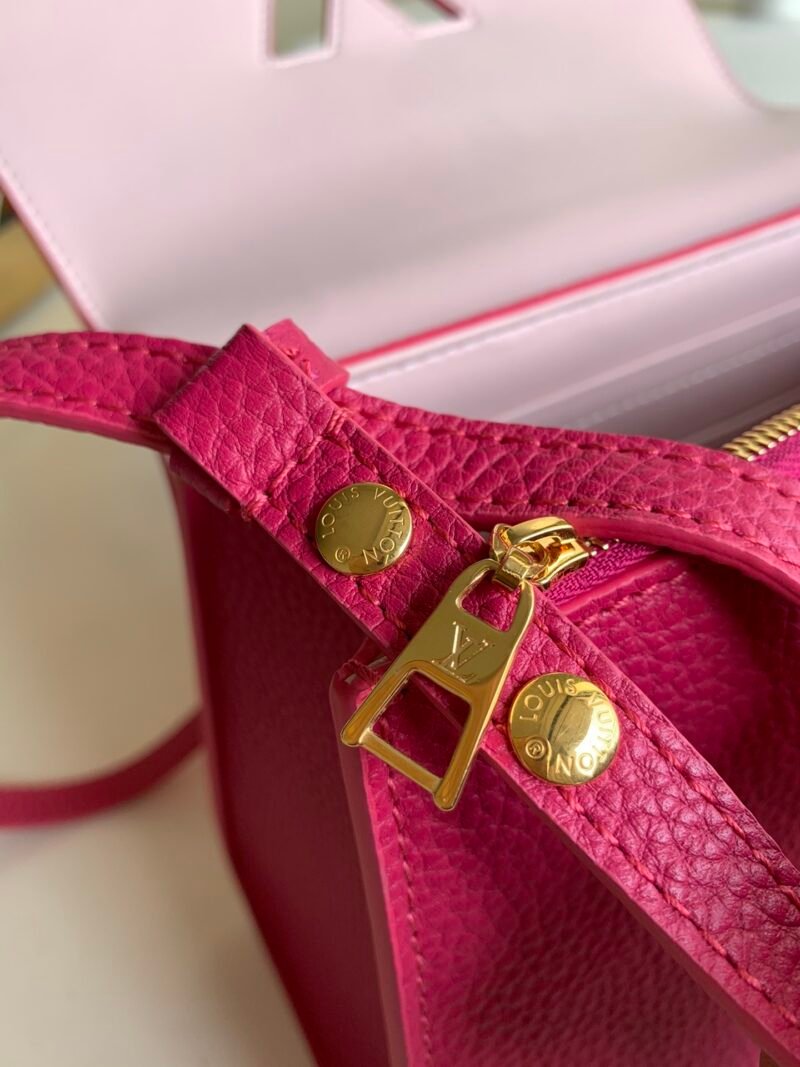 Louis Vuitton Twist One Handle-17.0 x 25.0 x 11CM