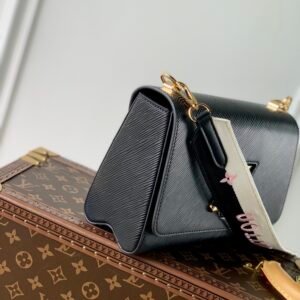 Louis Vuitton Twist MM-23*18*8CM