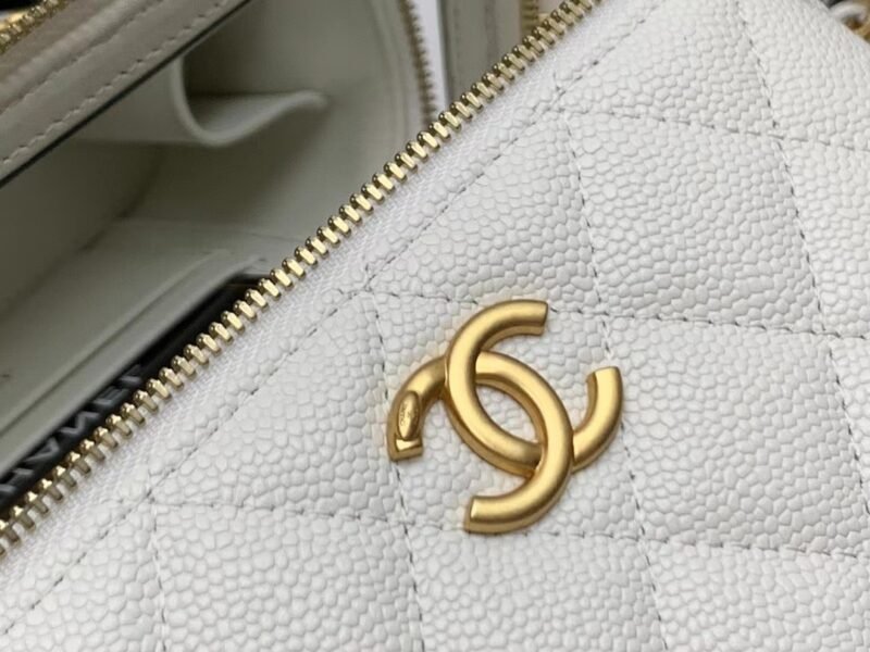 bag-23356432rewrwe_3_.jpg Ch@nel Cosmetic Bag-Caviar-18CM