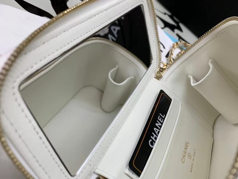 bag-23356432rewrwe_9_.jpg Ch@nel Cosmetic Bag-Caviar-18CM