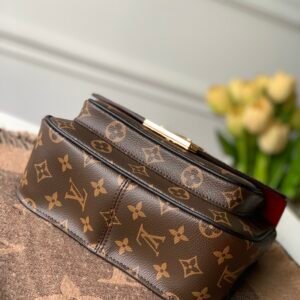 Louis Vuitton Compact Chain Bag M45592 -22*17*10CM