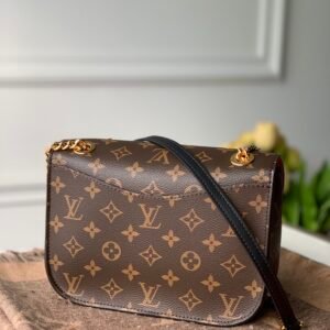 Louis Vuitton Compact Chain Bag M45592 -22*17*10CM