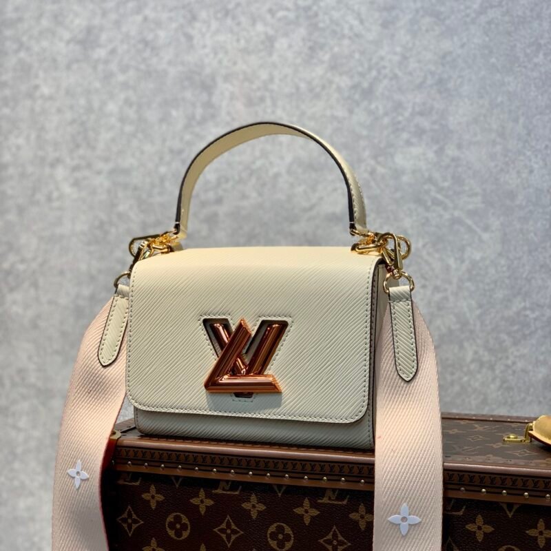 Louis Vuitton Twist -18*13*9CM