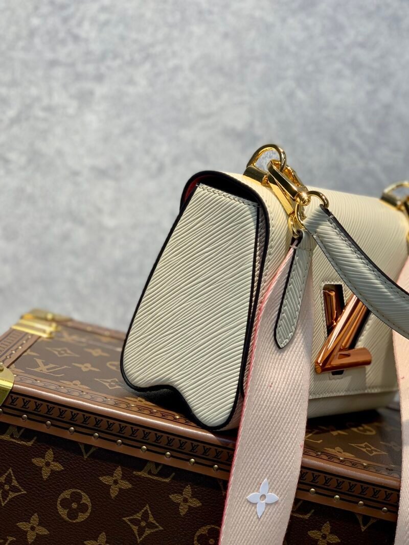 Louis Vuitton Twist -18*13*9CM