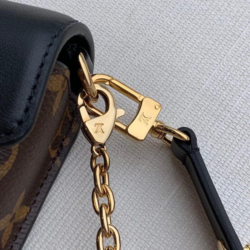 Louis Vuitton Padlock on Strap-19×11×3CM
