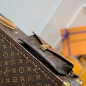 Louis Vuitton Padlock on Strap-19×11×3CM