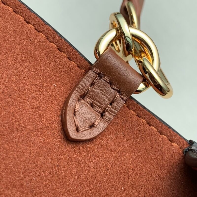 Louis Vuitton Padlock on Strap-19×11×3CM