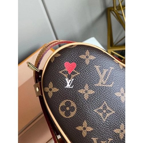 Louis Vuitton Game On Coeur-21*16*6CM
