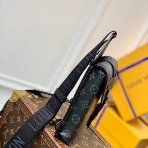 Louis Vuitton M45912 Saumur Crossboby Bag-13*18*3.5CM