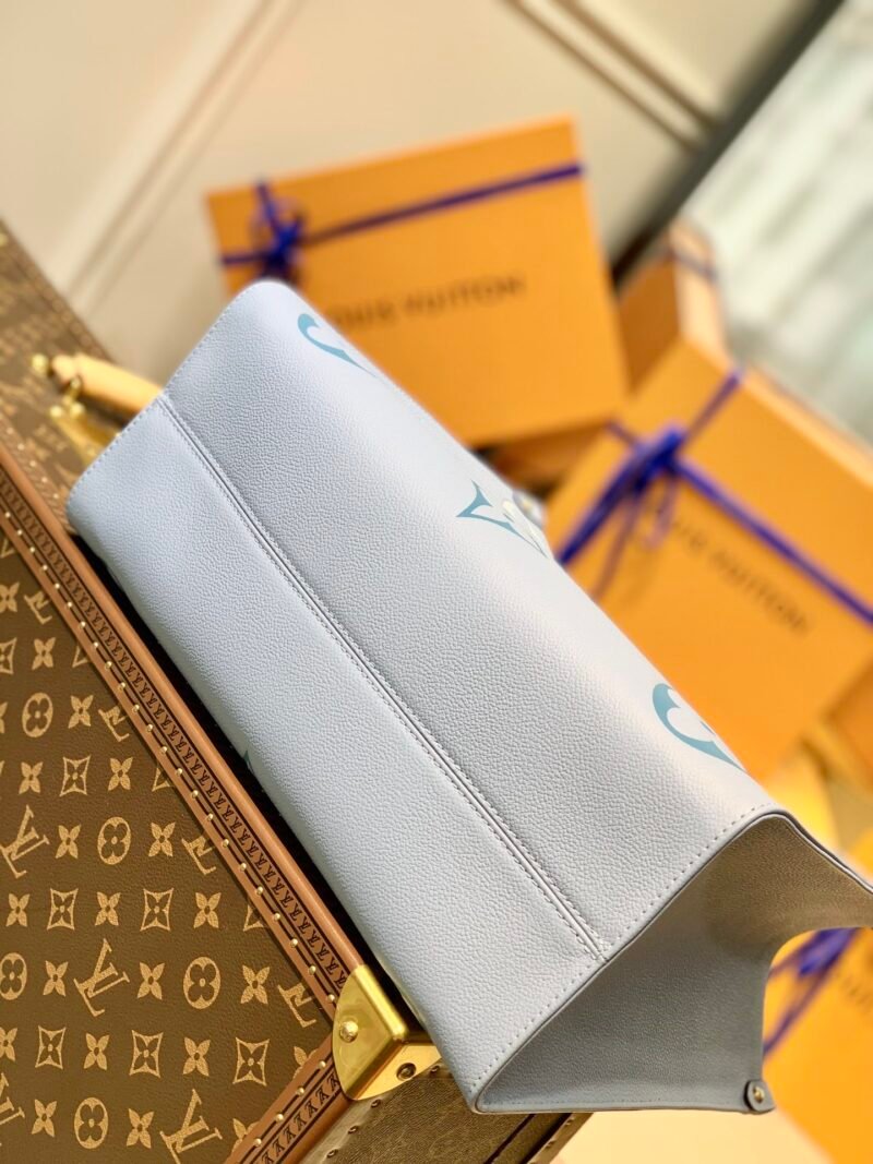 Louis Vuitton By The Pooll Onthego Handbag-35*27*14CM