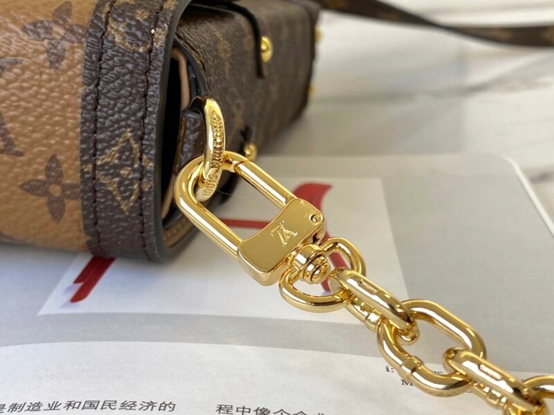 Louis Vuitton Trunk Vertical-11*17.5*3.5CM