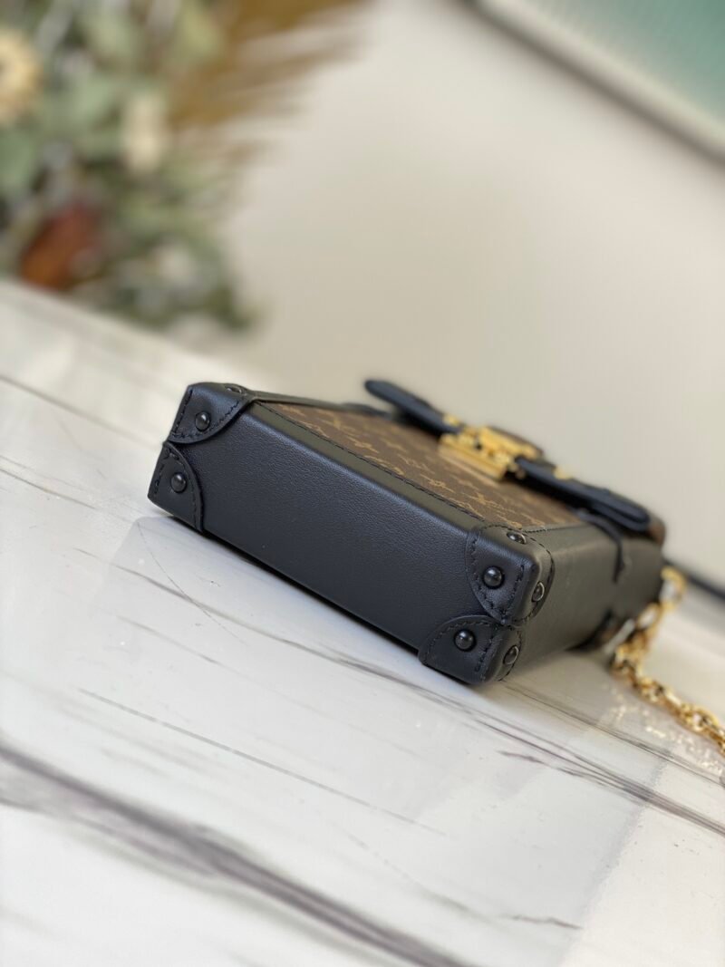 Louis Vuitton Trunk Vertical-11*17.5*3.5CM