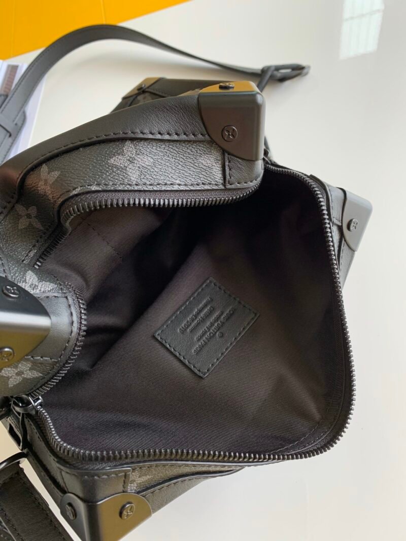 Louis Vuitton Soft Trunk-25x17x9.5M