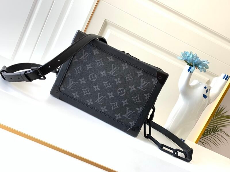 Louis Vuitton Soft Trunk-25x17x9.5M