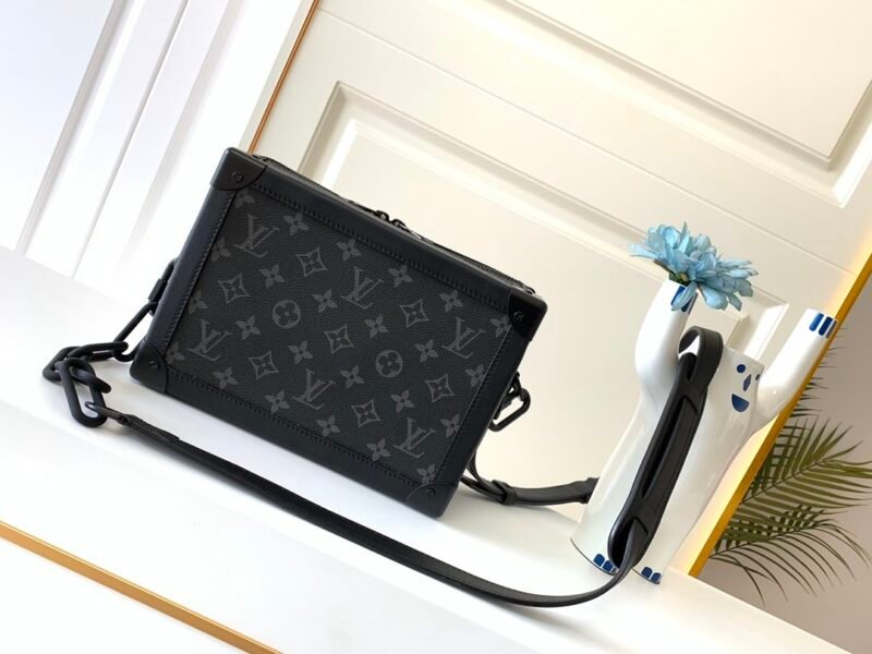 Louis Vuitton Soft Trunk-25x17x9.5M