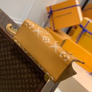 Louis Vuitton By The Pooll Onthego Handbag-35*27*14CM