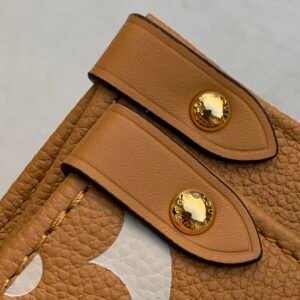 Louis Vuitton By The Pooll Onthego Handbag-35*27*14CM