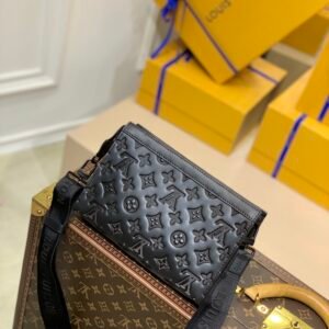 Louis Vuitton M81115 Gaston Wearable Wallet -22*14.5*4.5M