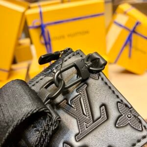 Louis Vuitton M81115 Gaston Wearable Wallet -22*14.5*4.5M