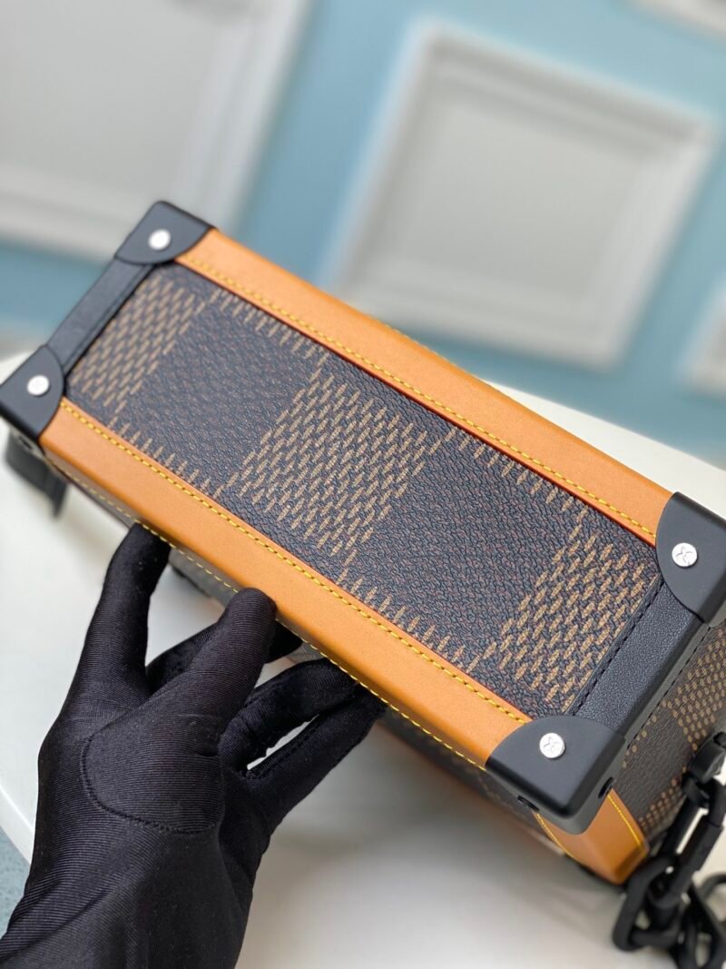 bag-5258764_8_.jpg Louis Vuitton Soft Trunk-25x17x9.5M