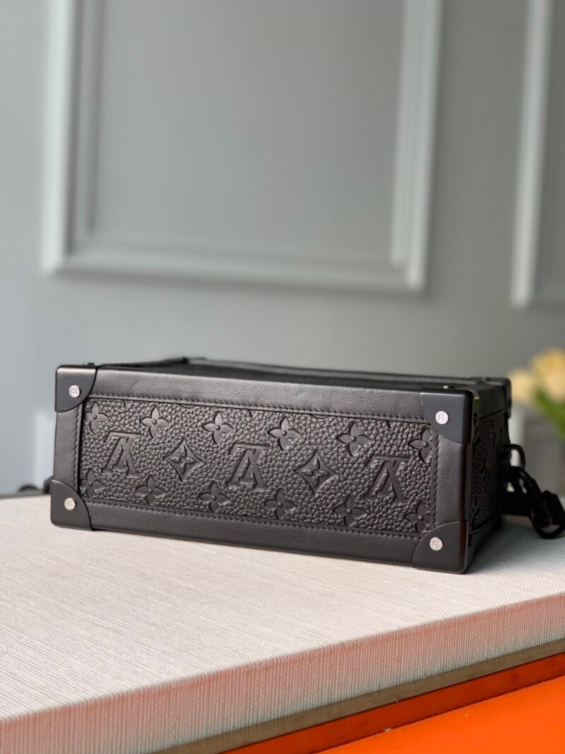 Louis Vuitton Soft Trunk-25x17x9.5M