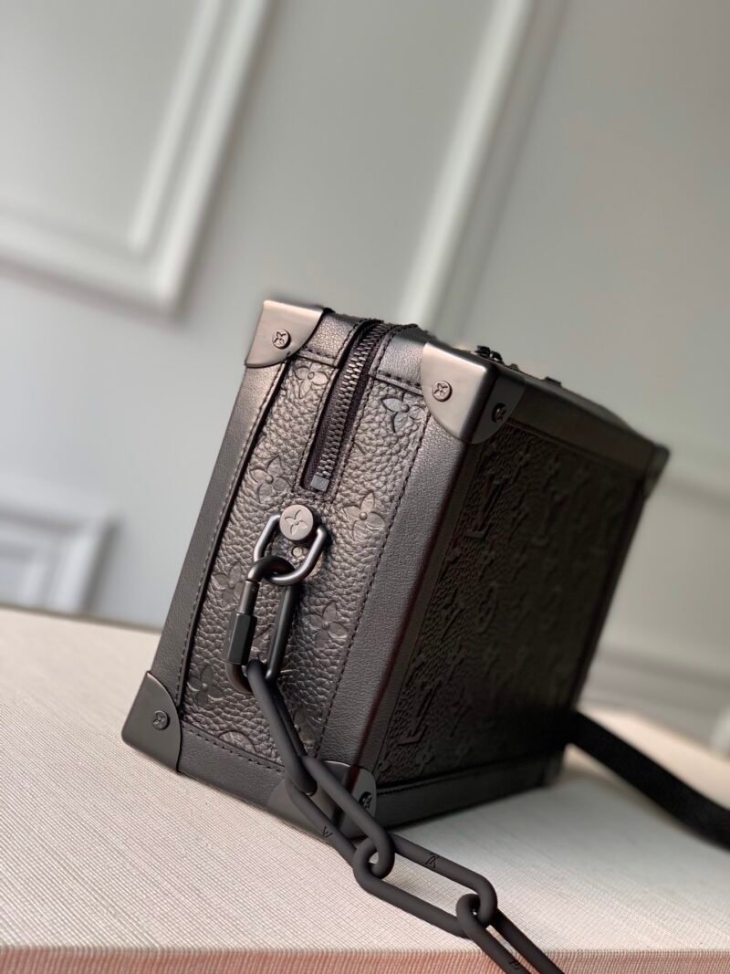 Louis Vuitton Soft Trunk-25x17x9.5M
