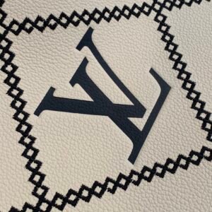 Louis Vuitton By The Pooll Onthego Handbag-35*27*14CM