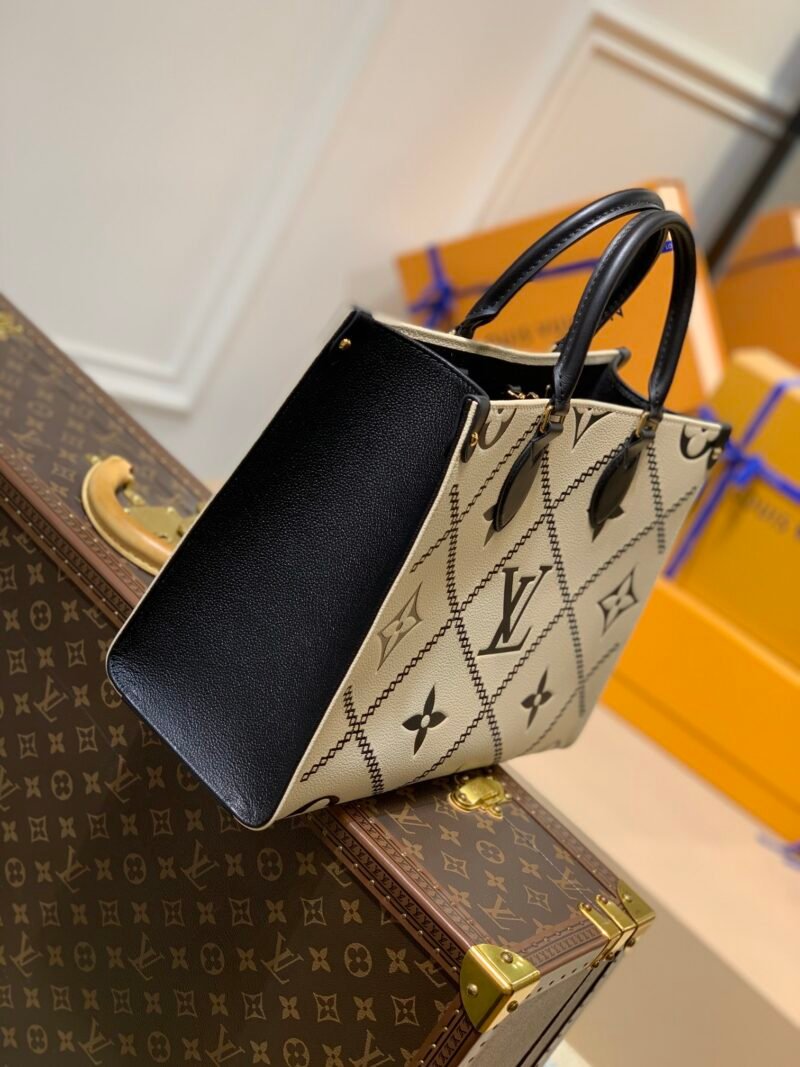 Louis Vuitton By The Pooll Onthego Handbag-35*27*14CM