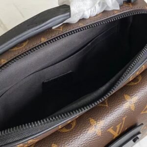 Louis Vuitton S Lock Bag-M45806-22*18*8CM