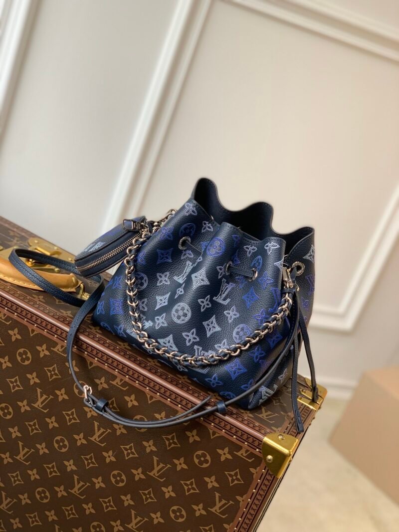 Louis Vuitton Bella Tote Bag-19 x 22 x 14CM