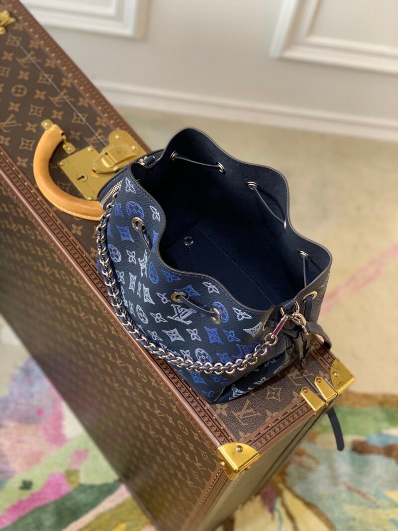 Louis Vuitton Bella Tote Bag-19 x 22 x 14CM