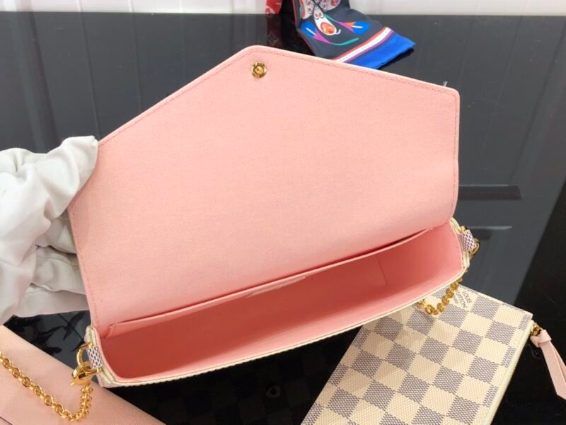 Louis Vuitton Pochette Félicie Wallet -21*11* 2CM