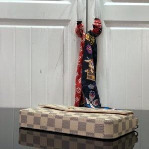 Louis Vuitton Pochette Félicie Wallet -21*11* 2CM