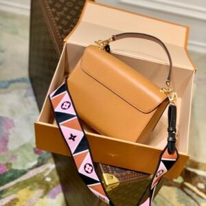 Louis Vuitton Twist MM-23*17*9.5CM