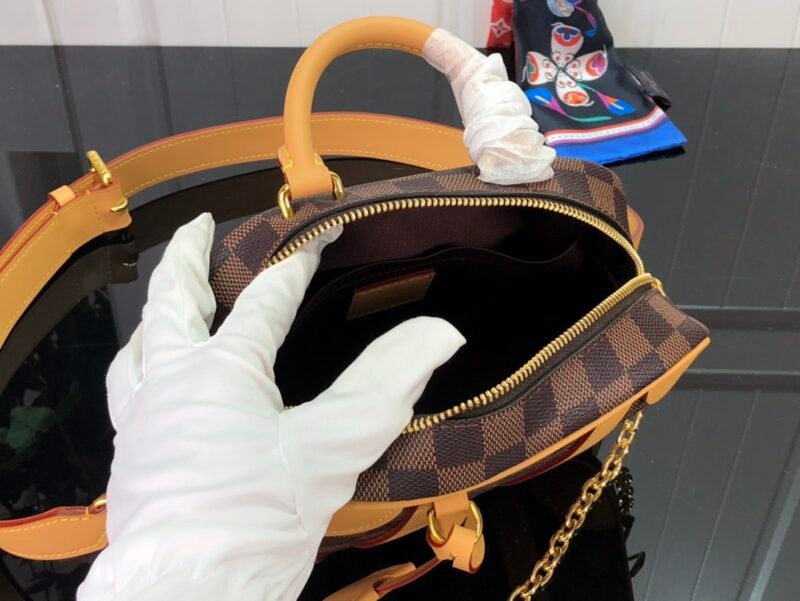 Louis Vuitton Valisette Souple BB-21*16*7CM