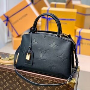 Louis Vuitton Petit Palais Handbags-29*18*12.5CM
