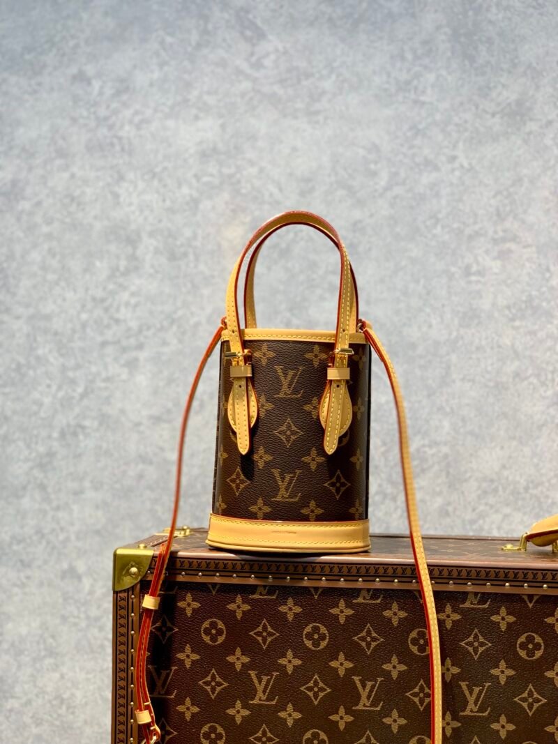 bag0-79877543rewerwrew_2_.jpg Louis Vuitton M81489 Nano Bucket-13*17*9CM