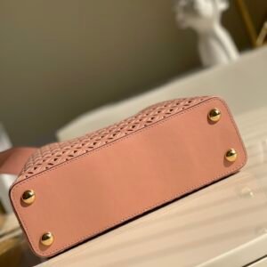 Louis Vuitton Capucines Handlebag-21* 14* 8&27*21*10CM