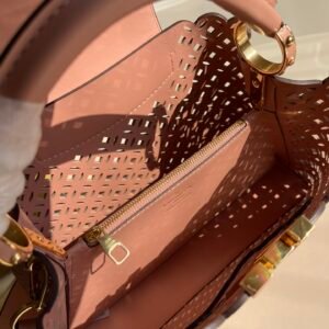 Louis Vuitton Capucines Handlebag-21* 14* 8&27*21*10CM