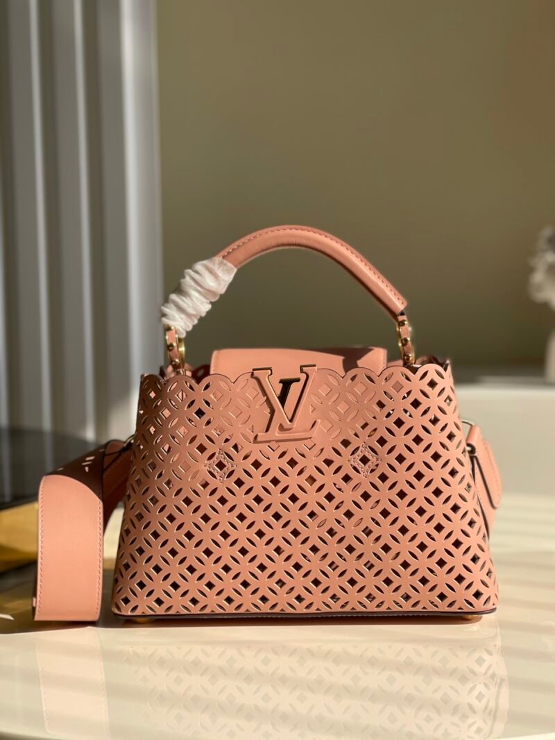 Louis Vuitton Capucines Handlebag-21* 14* 8&27*21*10CM