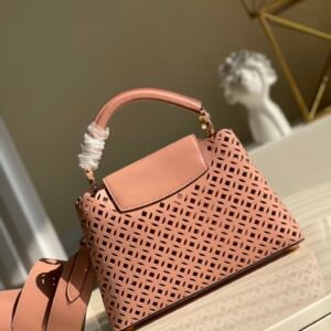 Louis Vuitton Capucines Handlebag-21* 14* 8&27*21*10CM