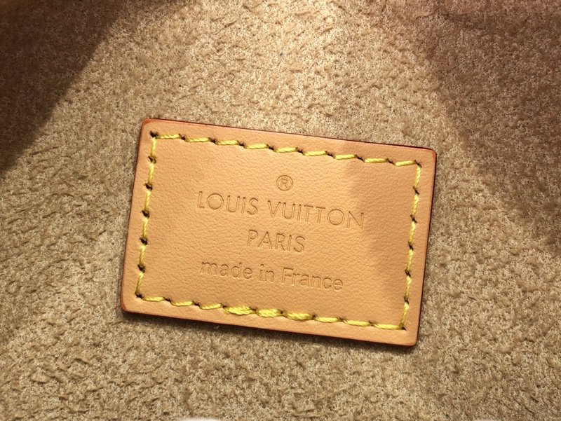 Louis Vuitton Loop Handbags-M40511-23*13*6CM