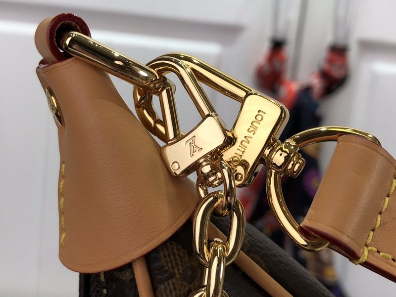 Louis Vuitton Loop Handbags-M40511-23*13*6CM