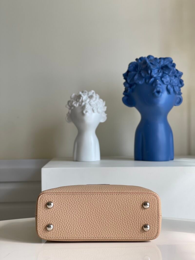 Louis Vuitton Mini Capucines Handlebag-21*14*8CM