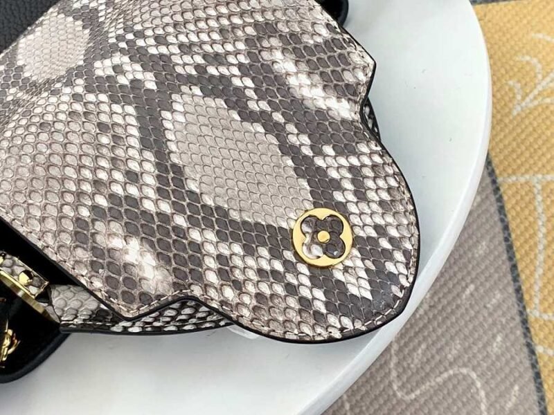 Louis Vuitton Capucines BB-27*18*9CM