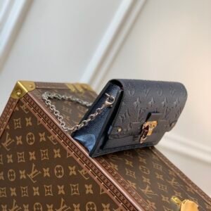 Louis Vuitton Vavin Handbags-19*13*4CM