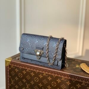 Louis Vuitton Vavin Handbags-19*13*4CM